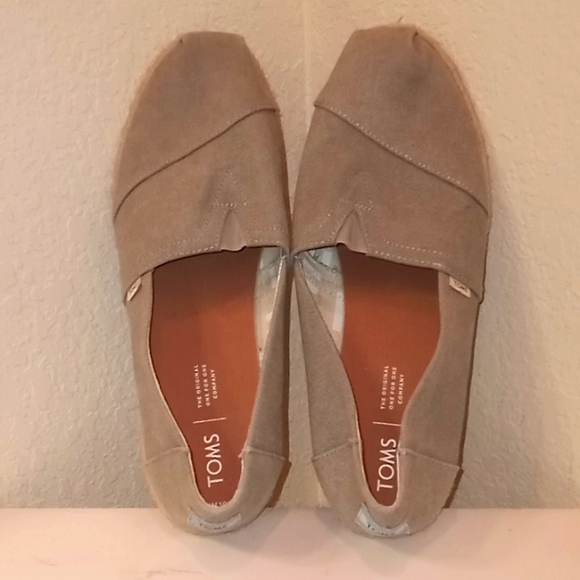Toms Gray  Canvas Slip on Shoes - Picture 10 of 15